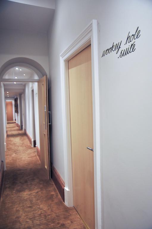 Hotel The Warwick Arms Chew Magna Esterno foto
