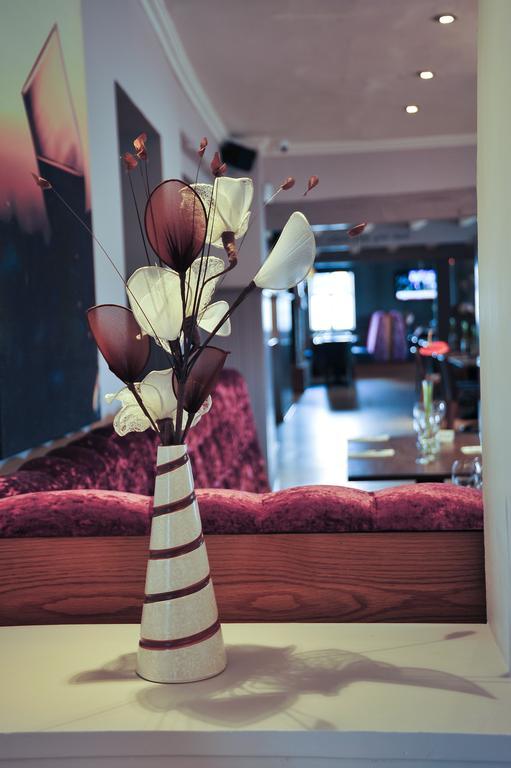 Hotel The Warwick Arms Chew Magna Esterno foto